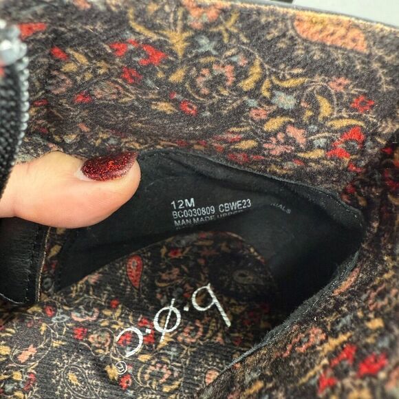 Born BOC Women's Lydia Boot Size 12 Low Block Heel Bootie Black Vegan - Picture 11 of 12